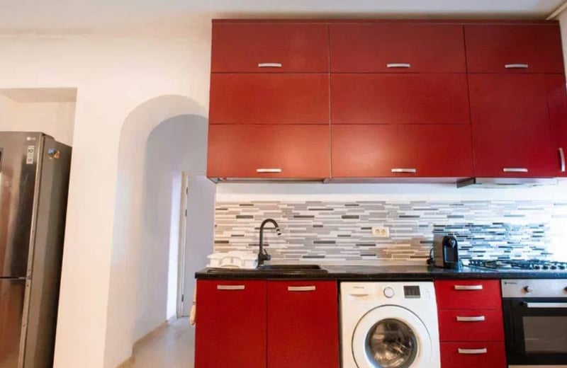 Location d’un appartement lumineux de 2 pièces, 60 m², centre historique, Constanța, Roumanie